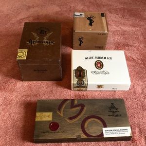 Wooden Cigar boxes.   Lot of 4
